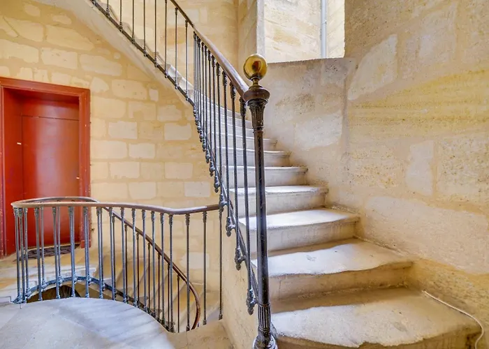 Charming Hypercentre Apartment Bordeaux